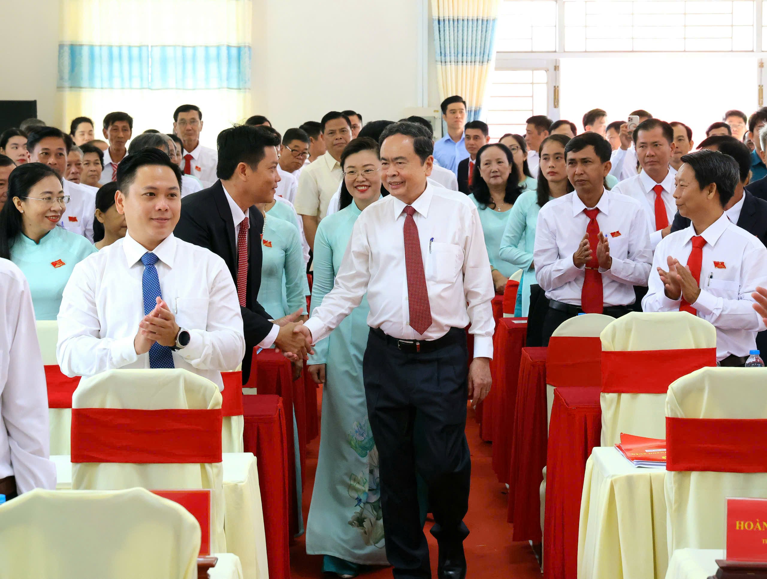 Chủ tịch Quốc hội Trần Thanh Mẫn đến dự Đại hội Đảng bộ xã Thạnh Xuân, TP. Cần Thơ