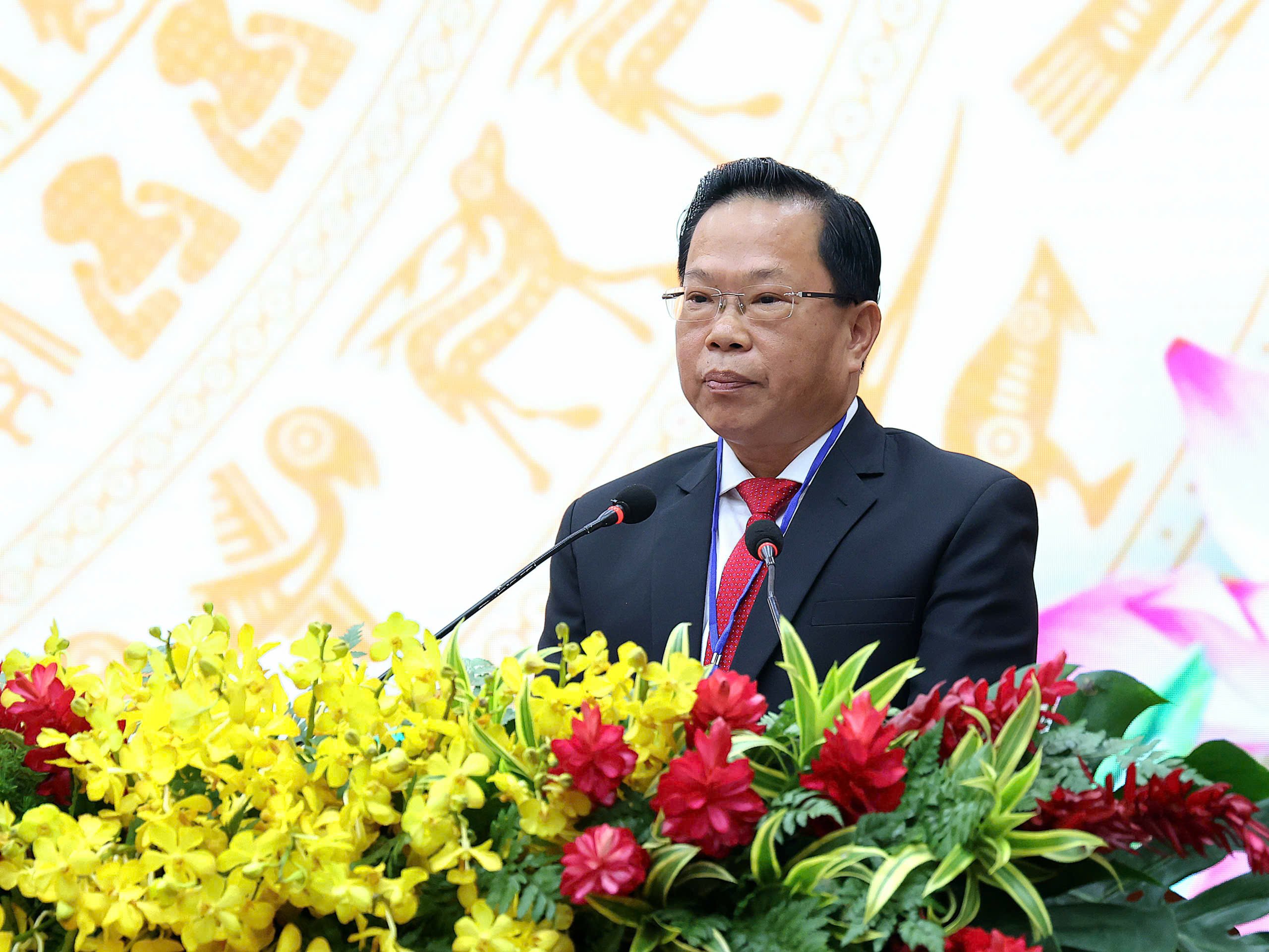Ông Châu Việt Tha - Bí thư Đảng ủy, Chủ tịch HĐND phường Ô Môn phát biểu khai mạc Đại hội.