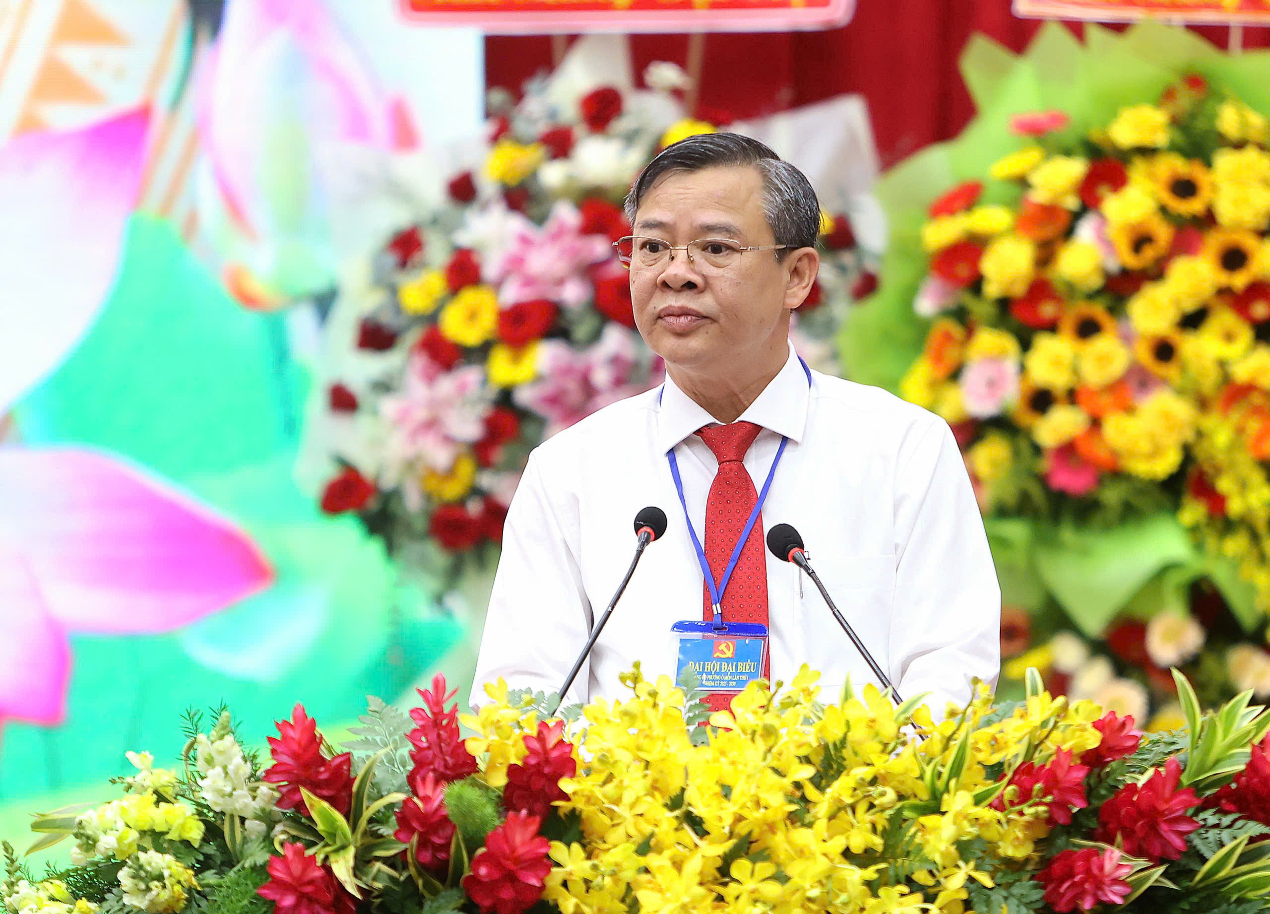 Ông Trương Cảnh Tuyên - Phó Bí thư Thành ủy Cần Thơ phát biểu chỉ đạo tại Đại hội.