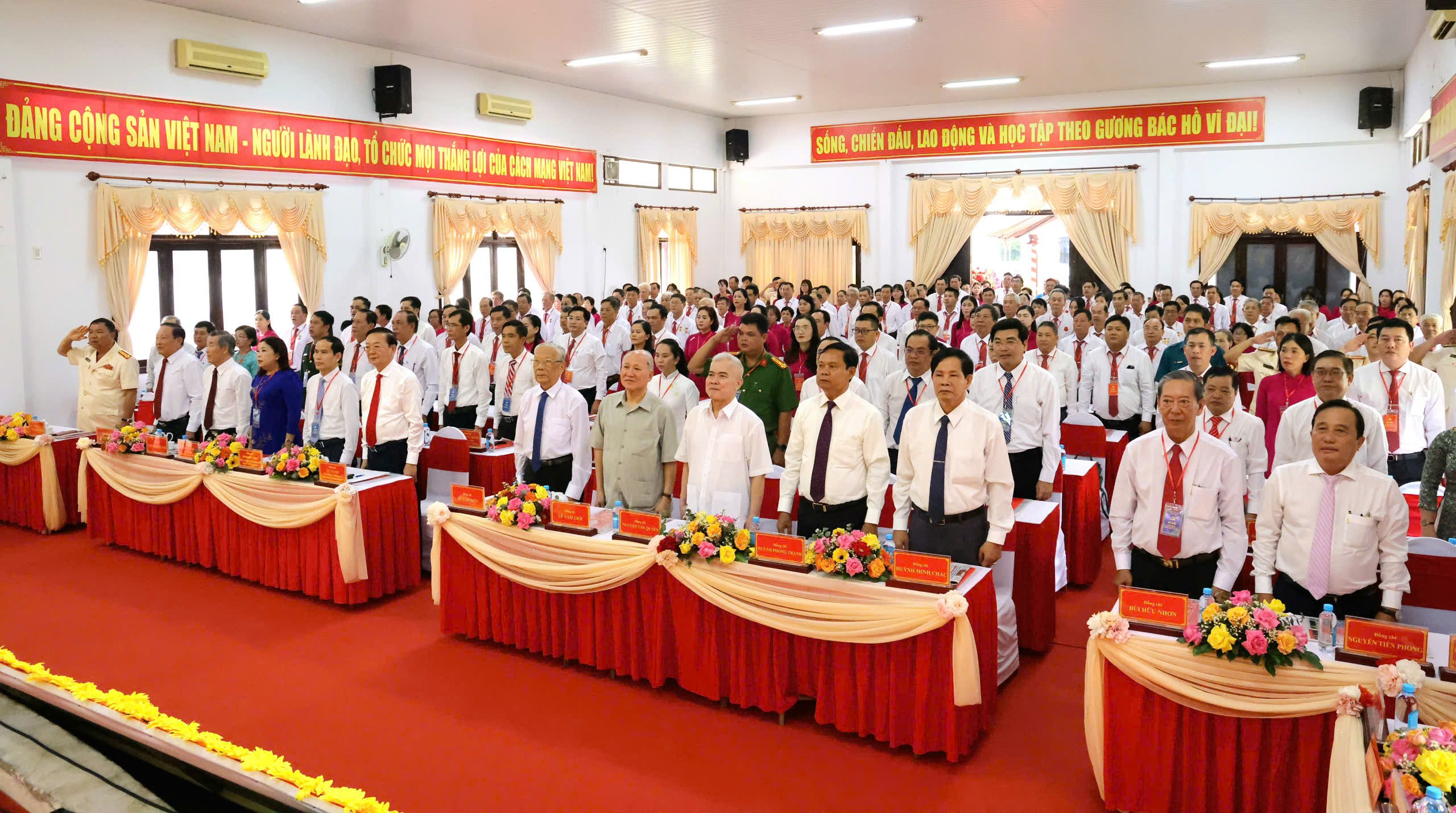Các đại biểu tham dự Đại hội.