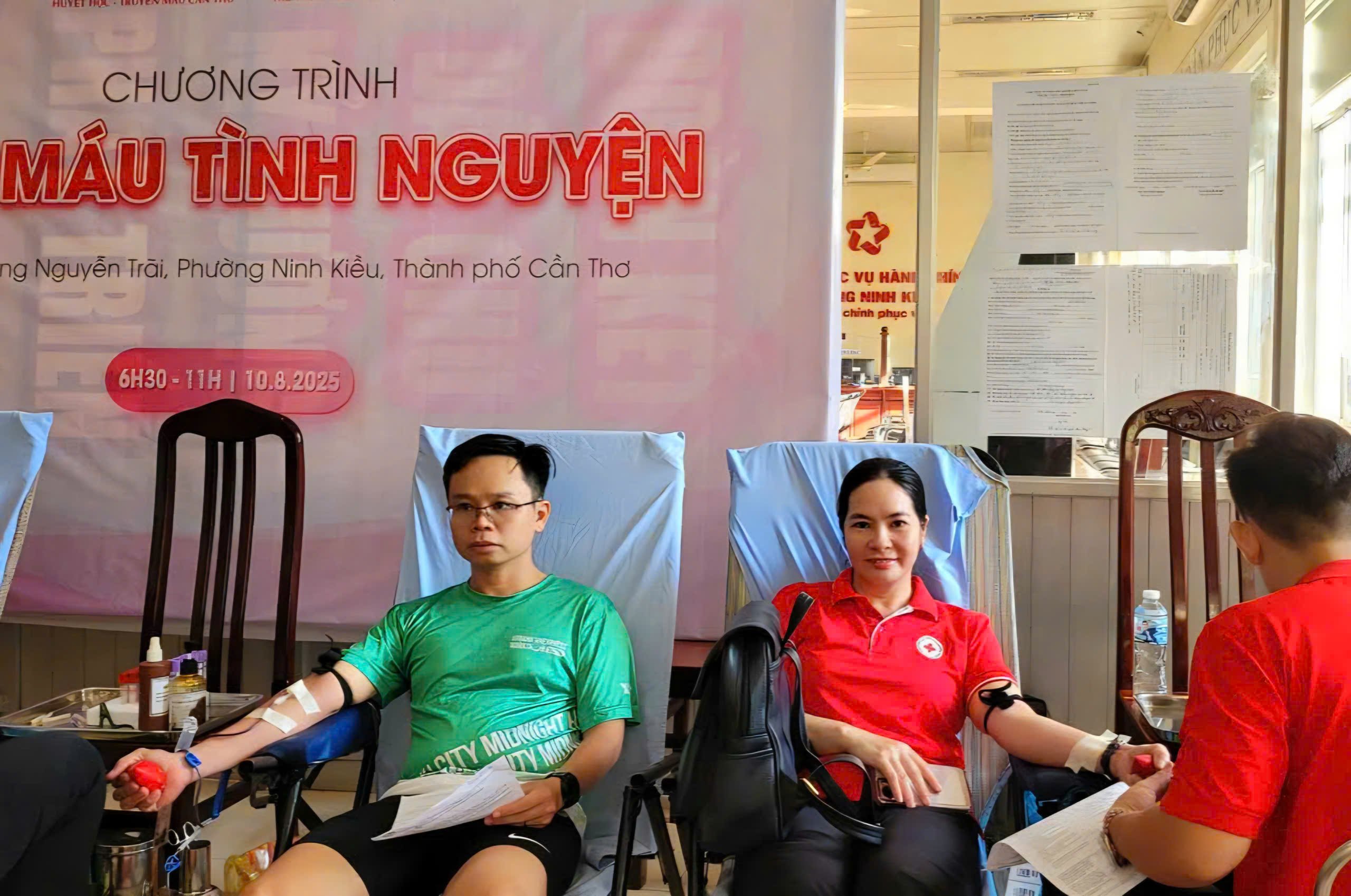 Cô Trần Thị Nhiên - Giáo viên Trường Tiểu học Ngô Quyền, phường Ninh Kiều đã tham gia hiến máu tình nguyện 28 lần.