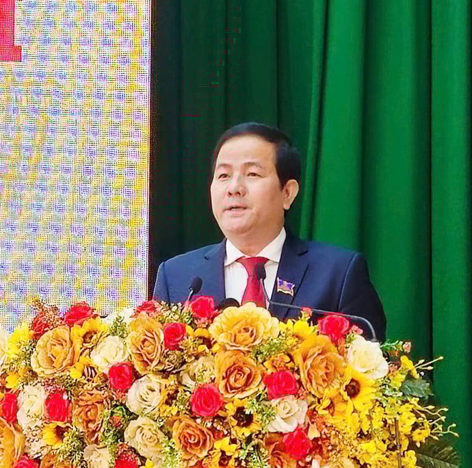 Ông Trần Văn Huyến phát biểu tại đại hội
