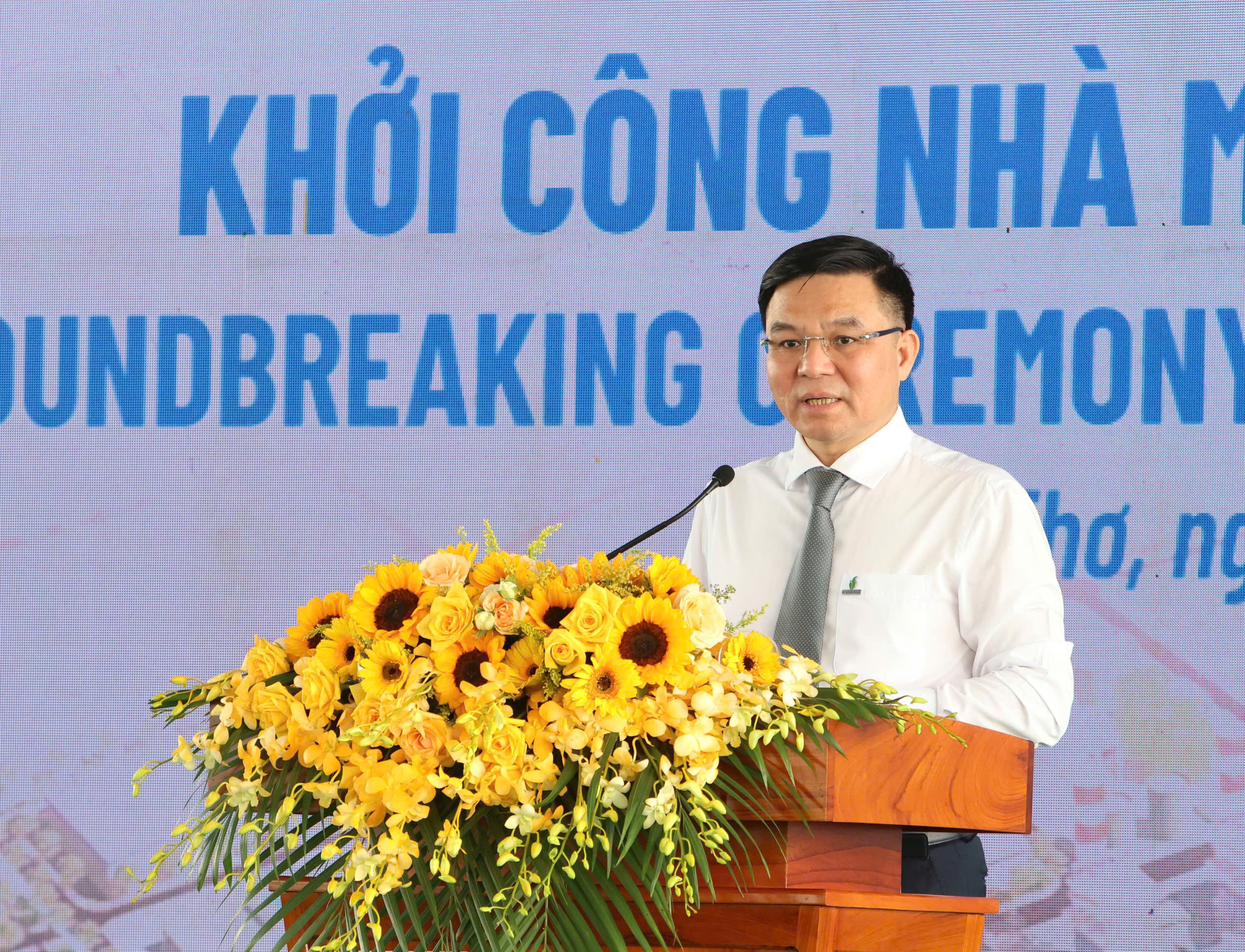Ông Lê Mạnh Hùng - Chủ tịch Hội đồng thành viên PVN phát biểu tại buổi lễ.