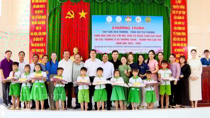 Tổng kinh phí chương trình dự tính trên 90 triệu đồng, do Công ty TNHH Đầu tư Phát Đạt, Nhóm thiện nguyện Hoa Sen Cần Thơ, Cơ sở Hoàng Nga Spa - Vincom Shophouse, Cơm tấm Mỹ Linh và các nhà hảo tâm tài trợ.