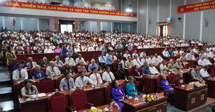 Quang cảnh tại Lễ kỷ niệm 80 năm Cách mạng Tháng Tám và Quốc khánh 2/9.