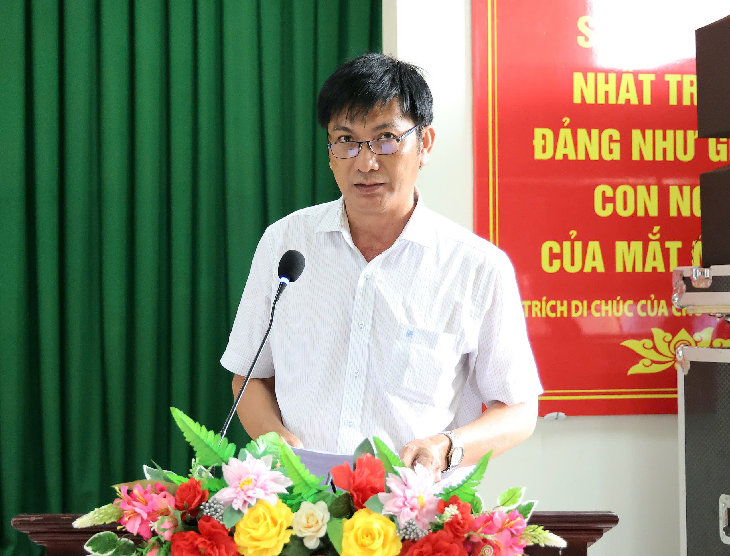 Ông Đỗ Trung Nam - Chủ tịch Uỷ ban MTTQVN xã Phú Hữu phát biểu tại chương trình.