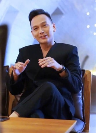 Chân dung chủ nhân kênh TikTok Bình Tĩnh Sống - anh Huỳnh Văn Bé.