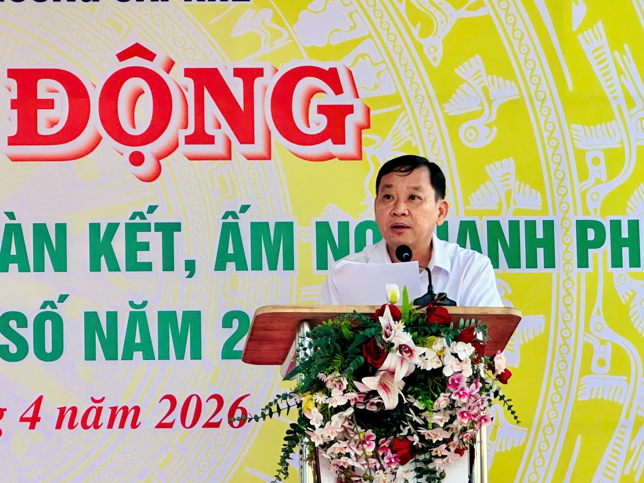 Ông Trần Tiến Dũng - Chủ tịch Ủy ban MTTQ Việt Nam phường Cái Khế phát biểu tại buổi lễ.