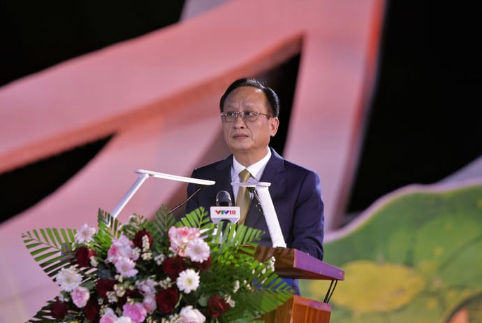 Ông Phạm Văn Thiều, Chủ tịch HĐND tỉnh Cà Mau , phát biểu tại lễ khai mạc.