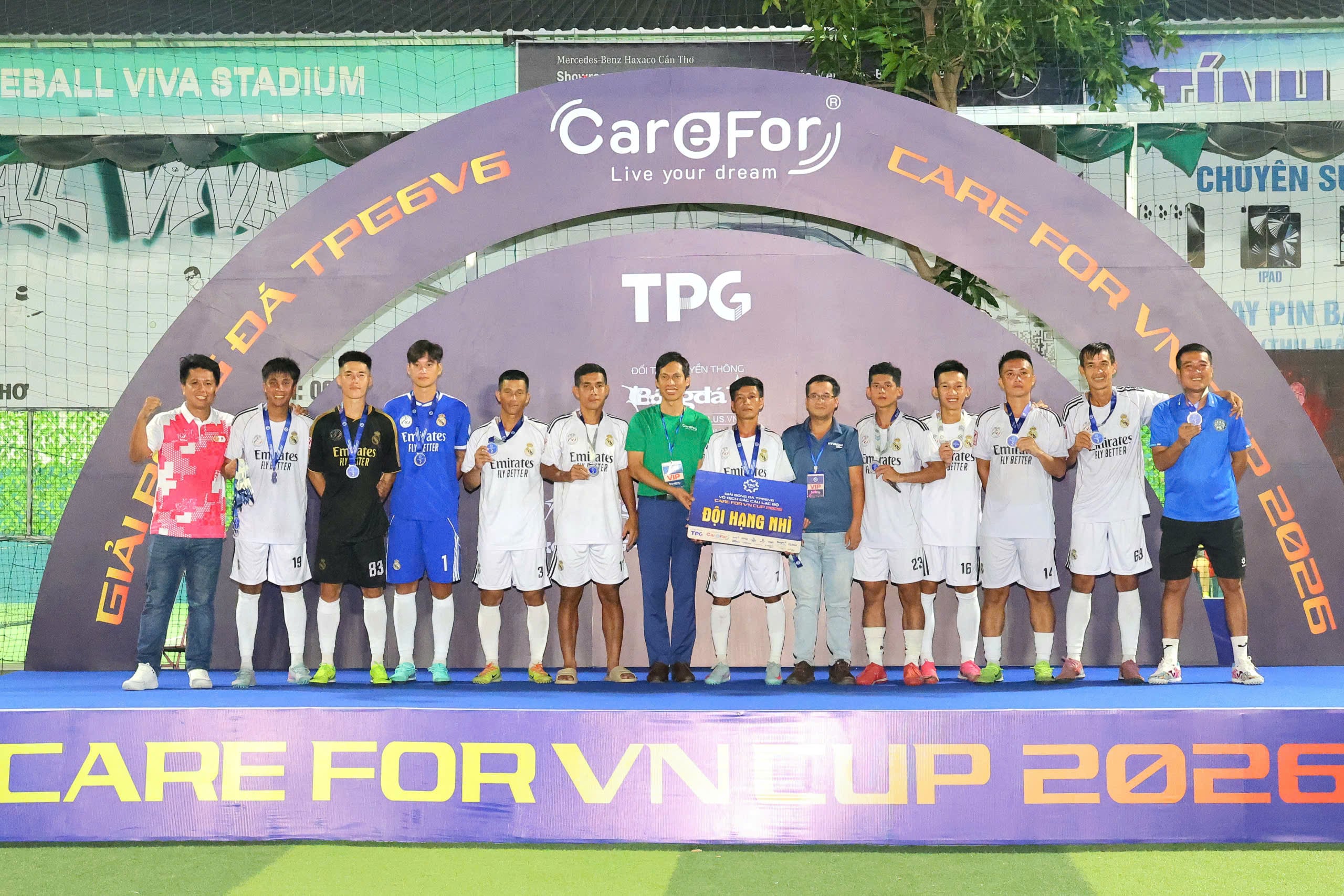 Đội Ngô Gia FC đoạt ngôi Á quân.