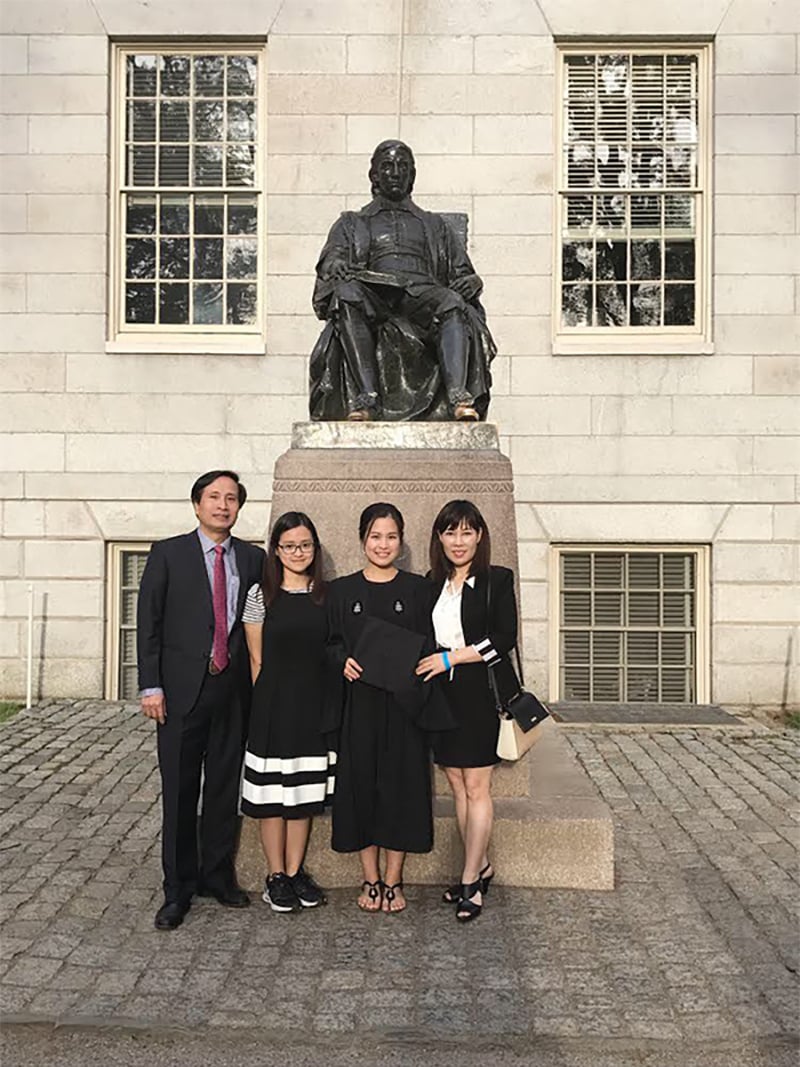 Gallery - Đây là gia đình đầu tiên tại Việt Nam có hai con cùng học Harvard, 'mẹ hổ' dạy con dù đông hay hè cứ 5h30 là phải dậy, chỉ được tiến, không được lùi - image 3