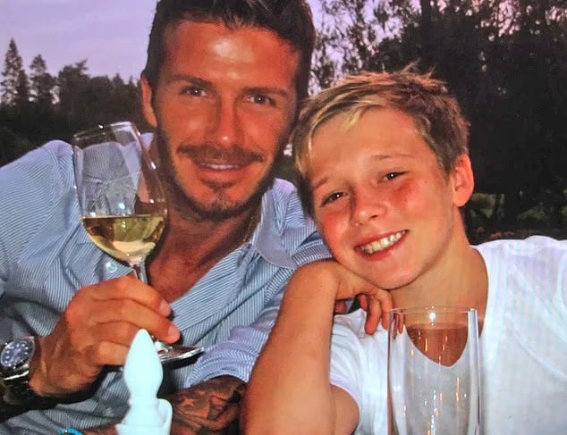 Gallery - Cậu cả nhà Beckham lại tiếp tục đá xoáy David sau khi đăng tải bài viết đầy tình cảm ca ngợi bố vợ là người tuyệt vời nhất - image 3
