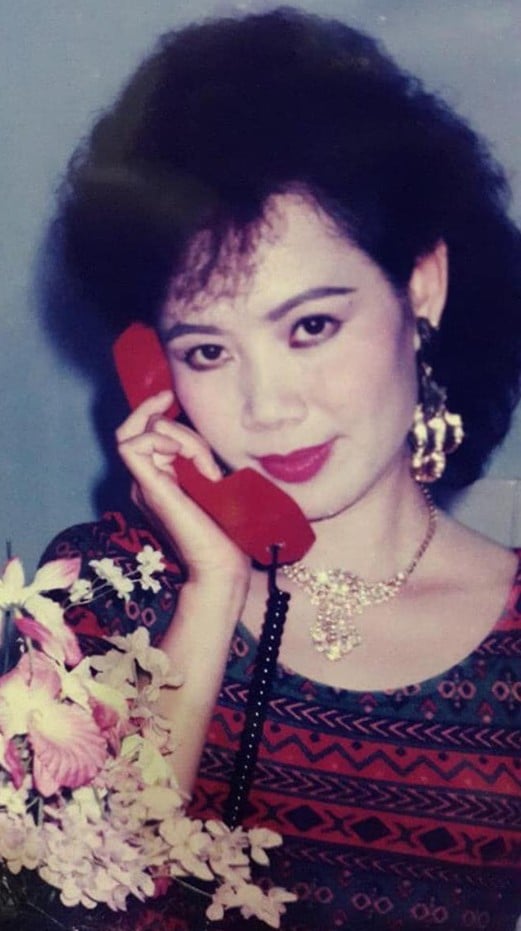 Gallery - BTV thời sự sinh năm 1957 có giọng đọc huyền thoại: Được mệnh danh 'Hoa hậu HTV', có chuyện tình 'chú - cháu' đình đám một thời, con gái là MC nổi tiếng - image 3