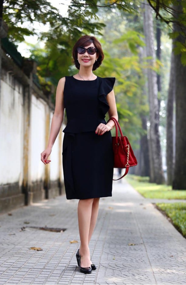 Gallery - BTV thời sự sinh năm 1957 có giọng đọc huyền thoại: Được mệnh danh 'Hoa hậu HTV', có chuyện tình 'chú - cháu' đình đám một thời, con gái là MC nổi tiếng - image 9