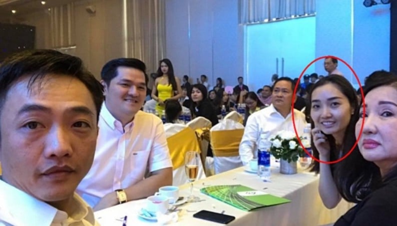 Gallery - Em gái kín tiếng của Cường Đô la: Hạnh phúc với chồng doanh nhân người Hoa, là tỷ phú khét tiếng, giàu vượt mặt anh trai - image 2