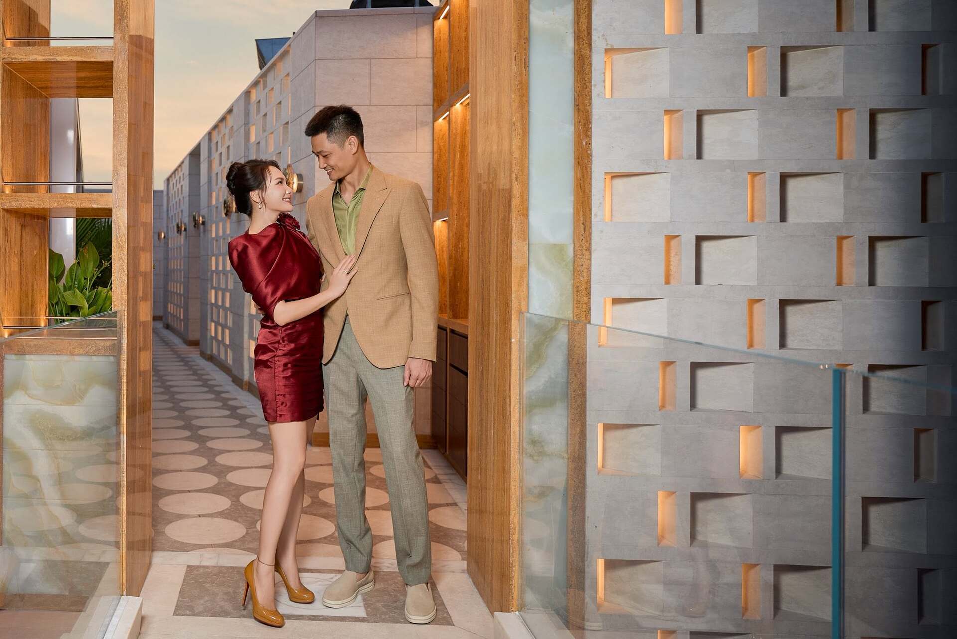 Gallery - Sao Việt 28/6: NSND Việt Anh nói gì về chuyện sinh con với vợ trẻ ở tuổi U70?; Tình hình NSND Công Lý sau khi dừng sang Nhật chữa trị - image 9