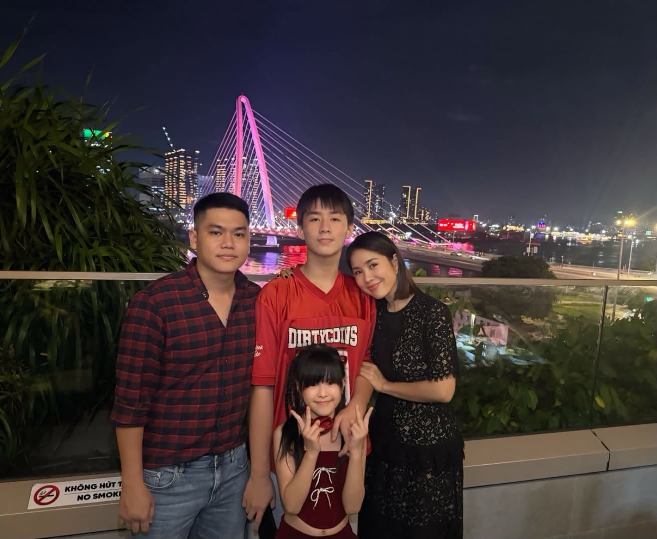 Gallery - Sao Việt 29/6: MC Đan Lê kể về quãng thời gian sống chung với bố mẹ chồng; Song Luân cưới vợ? - image 16