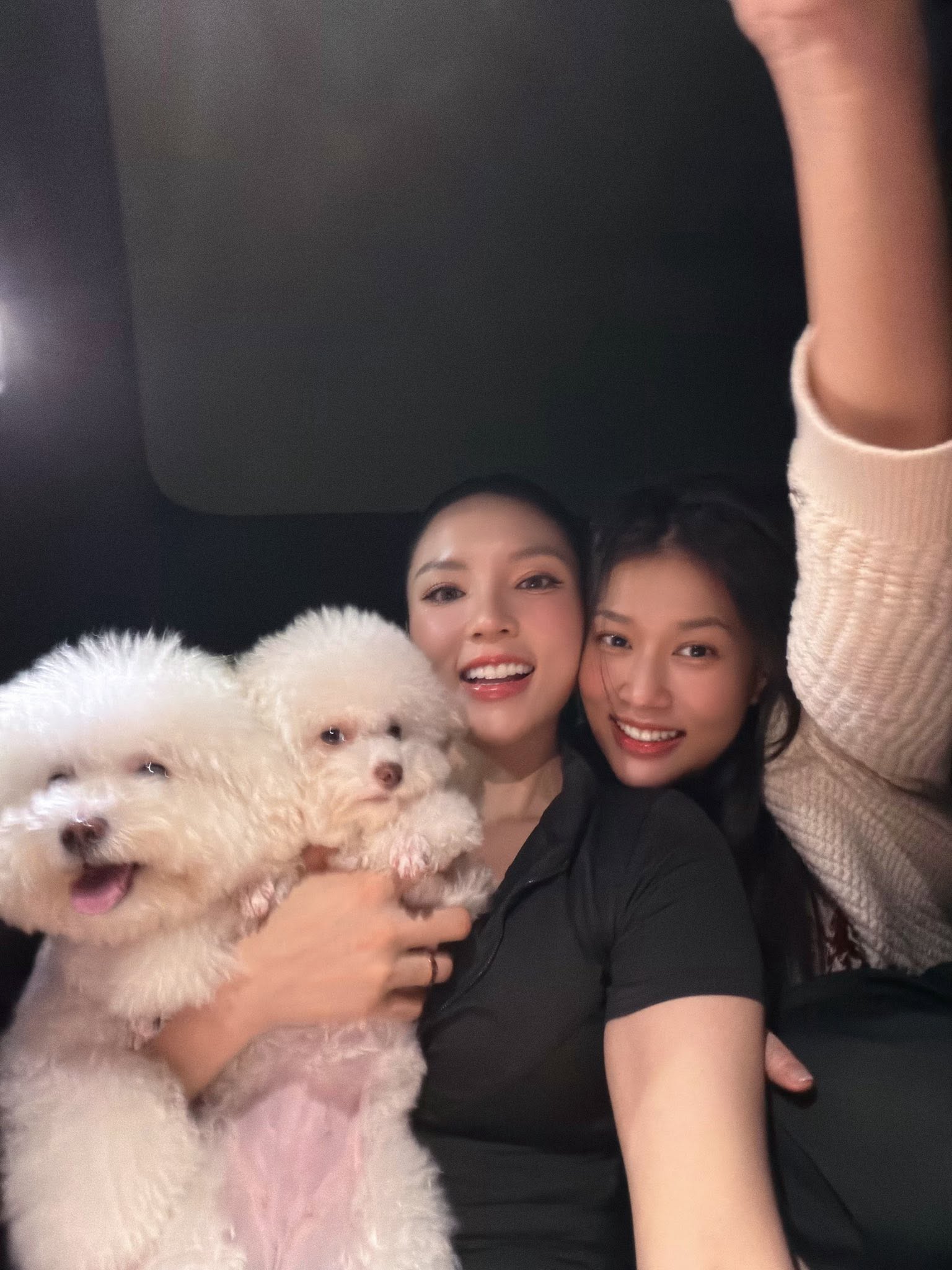 Gallery - Sao Việt 28/6: NSND Việt Anh nói gì về chuyện sinh con với vợ trẻ ở tuổi U70?; Tình hình NSND Công Lý sau khi dừng sang Nhật chữa trị - image 47
