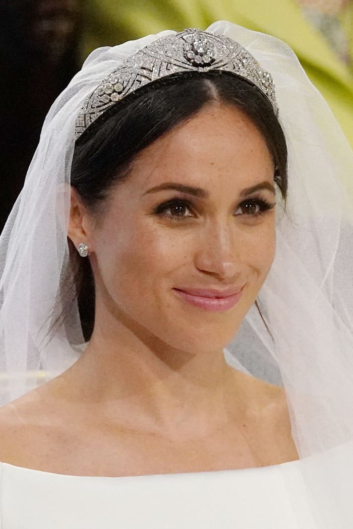 Gallery - Vì sao vương miện của Công nương Diana, con dâu Kate Middleton và Meghan Markle đều không thể đội? - image 4