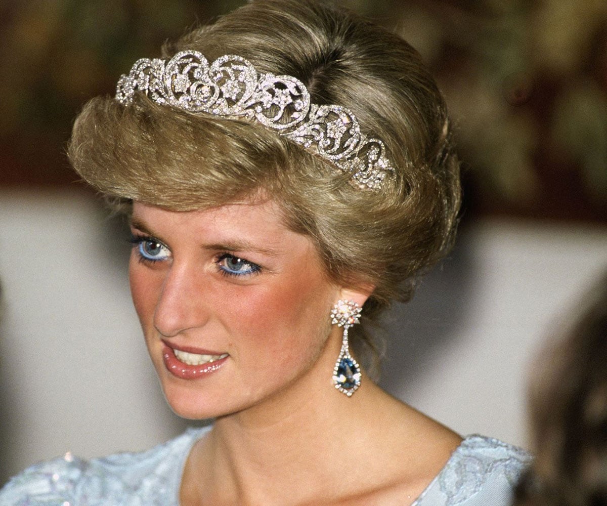 Gallery - Vì sao vương miện của Công nương Diana, con dâu Kate Middleton và Meghan Markle đều không thể đội? - image 5