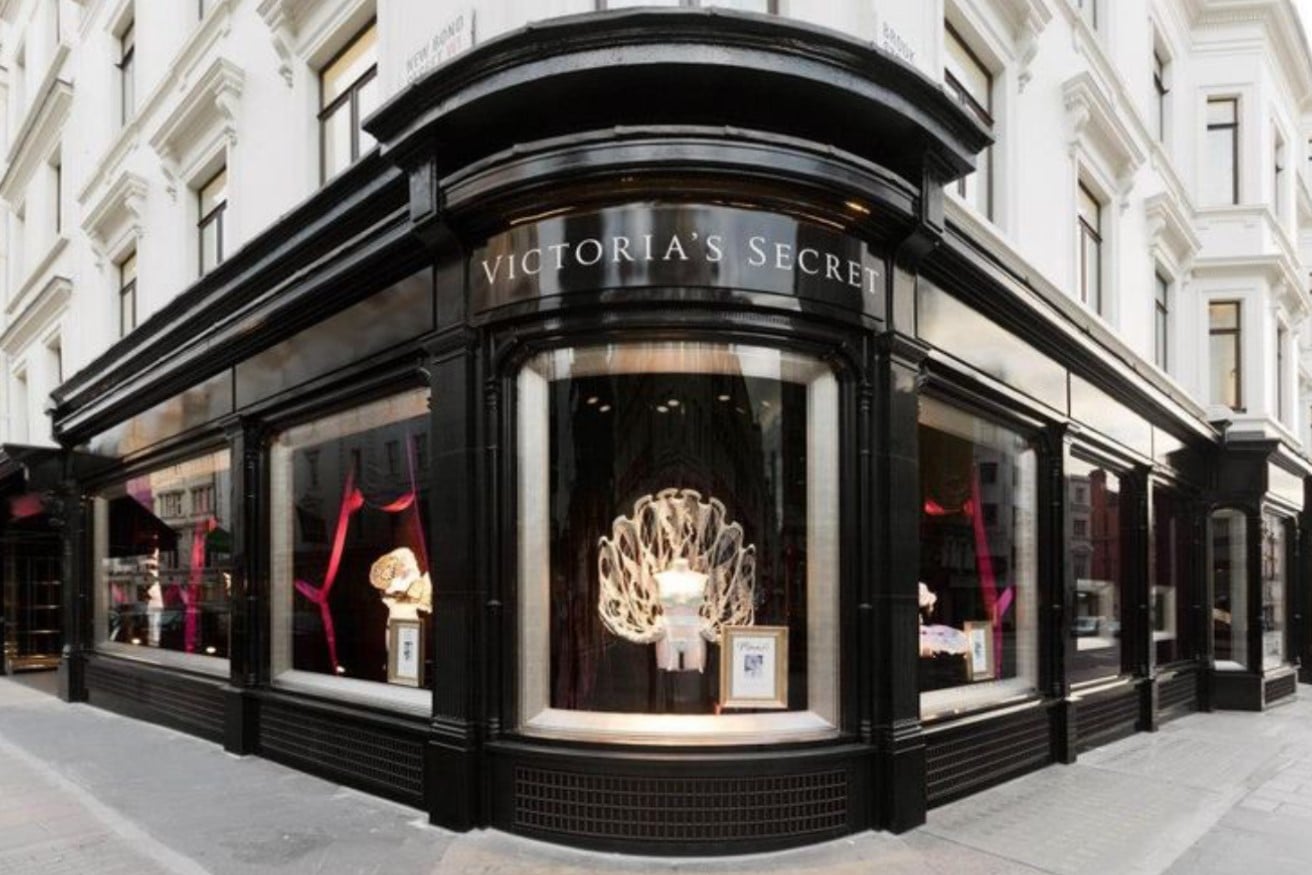 Gallery - Cuộc đời bị thảm của 'cha đẻ' hãng nội y Victoria's Secret - image 1