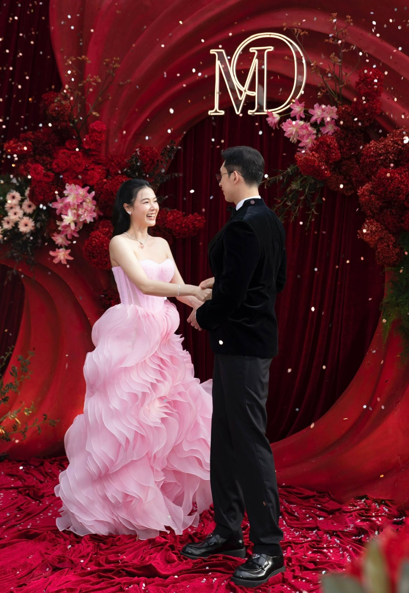 Gallery - Sao Việt 1/7: Midu nói rõ lý do tại sao năm nào cũng tổ chức tiệc kỷ niệm ngày cưới; Mối quan hệ của tình trẻ với con riêng Diệp Lâm Anh - image 34