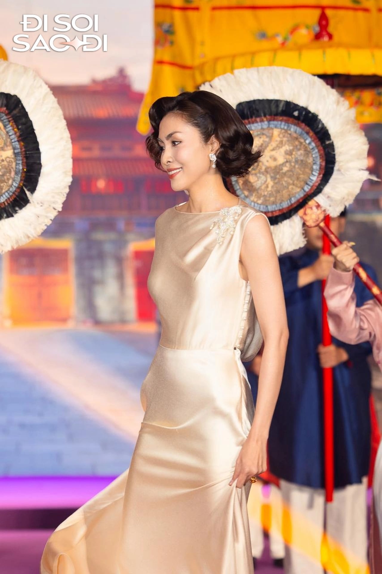 Gallery - Hà Tăng đỉnh cỡ nào mà sau 13 năm được chọn làm hoàng hậu cuối cùng? - image 1