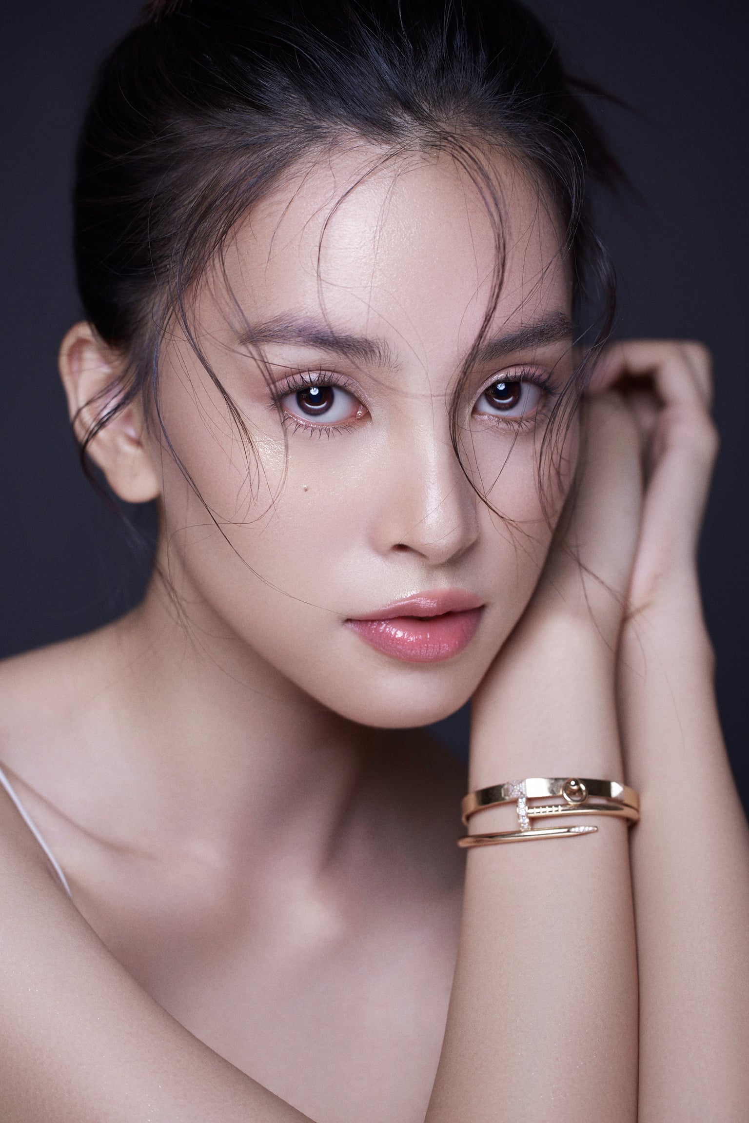 Gallery - Sở hữu nhan sắc vượt trội cùng tỷ lệ gương mặt vàng, mỹ nhân Vbiz này style nào cũng cân được, đi thảm đỏ chưa từng gây thất vọng lần nào - image 7