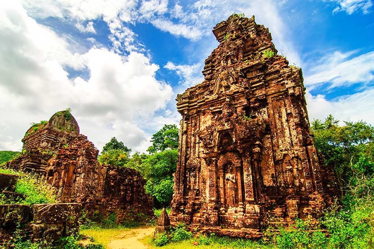 Gallery - Bí ẩn kiến trúc đỉnh cao của Việt Nam khiến chuyên gia thế giới 'bó tay': Xếp gạch không cần vữa vẫn trụ vững cả nghìn năm - image 2