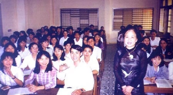 Gallery - Đời thăng trầm của Hoa hậu đầu tiên trong lịch sử Việt Nam, là tiến sĩ sử học nổi tiếng - image 1