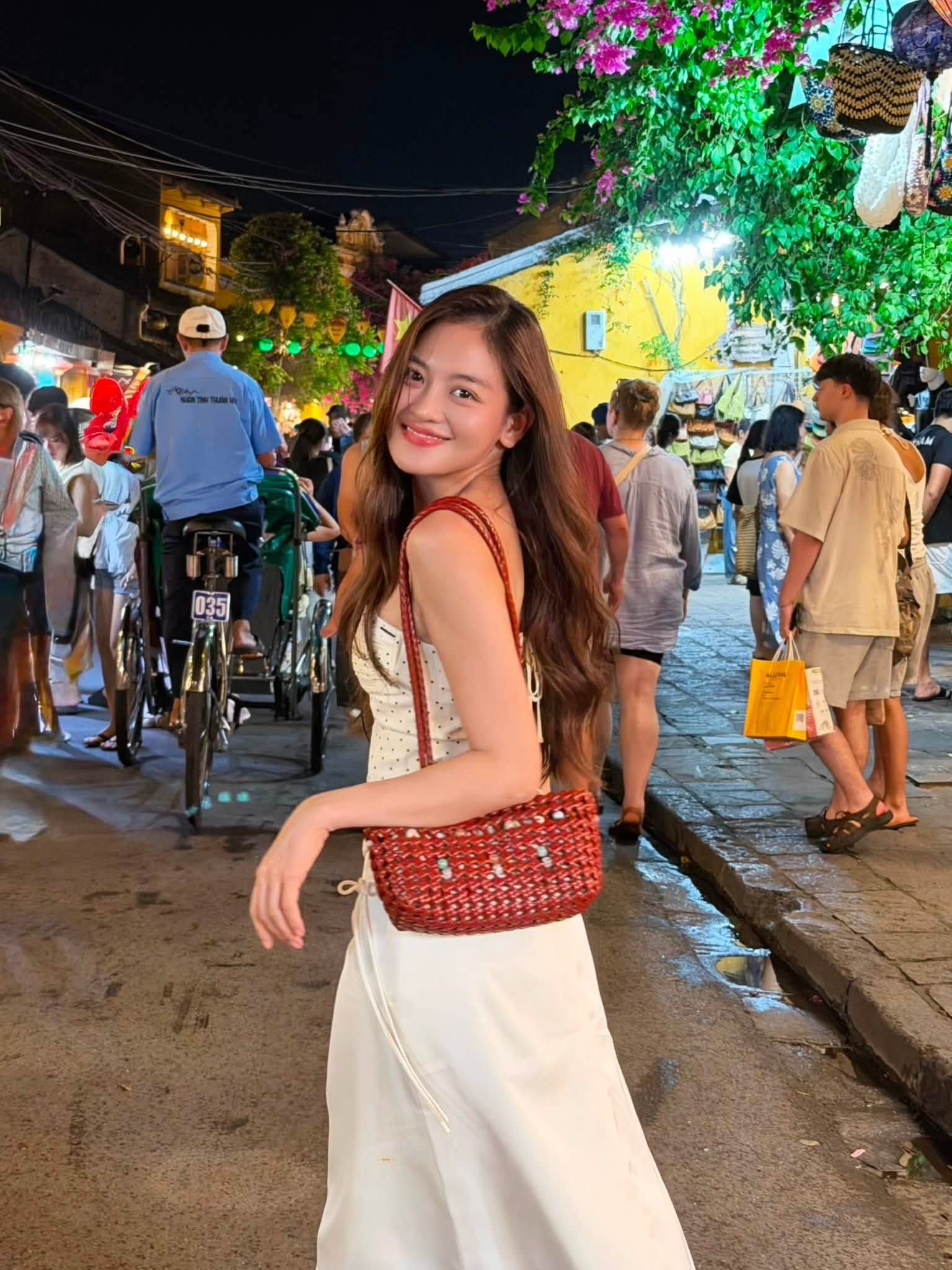 Gallery - Sao Việt 5/7: Xuất hiện thứ này trong nhà riêng Tăng Nhật Tuệ gây chú ý; Tiểu Vy được minh oan - image 21