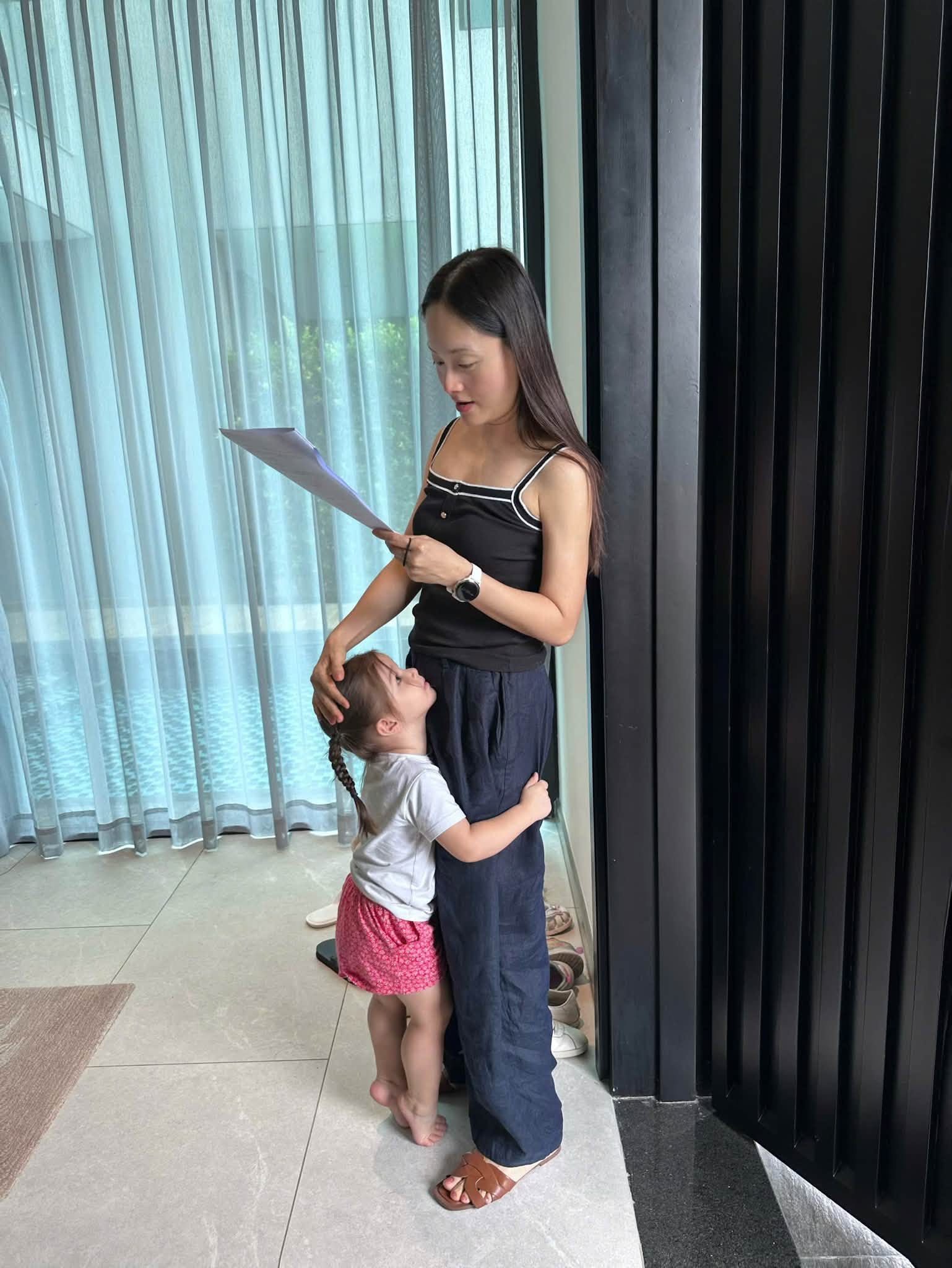 Gallery - Sao Việt 7/7: Hồ Ngọc Hà nói 1 câu bên dưới ảnh tình cảm của bố mẹ ruột; Bình An thời mới vào nghề - image 14