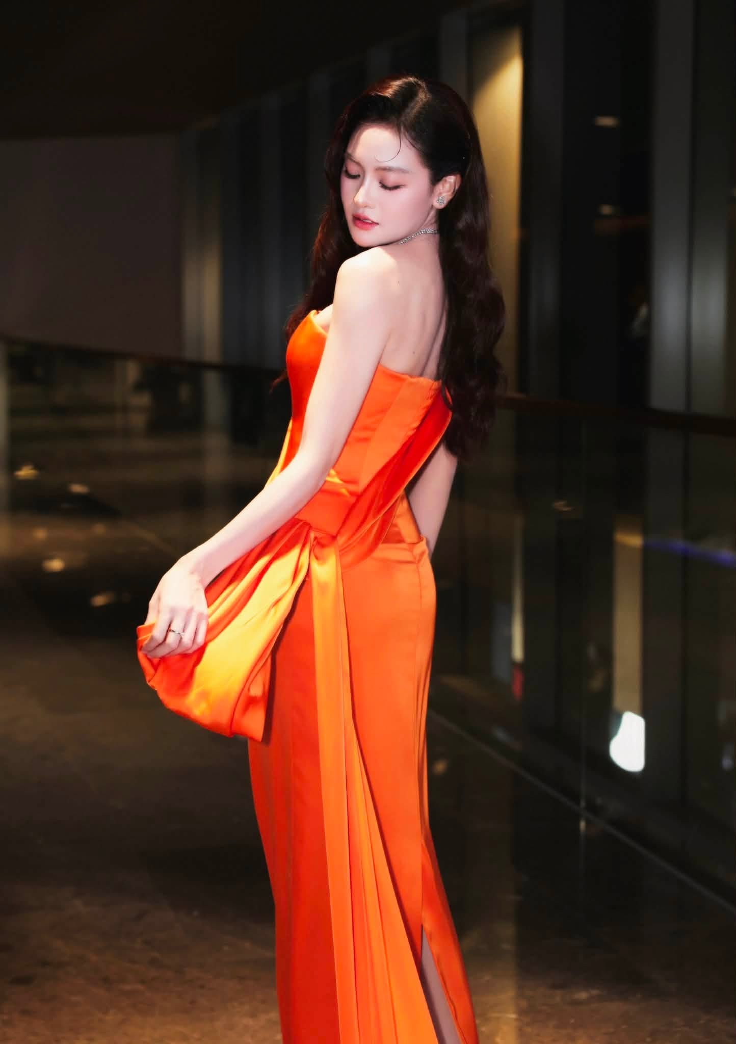 Gallery - Sao Việt 7/7: Hồ Ngọc Hà nói 1 câu bên dưới ảnh tình cảm của bố mẹ ruột; Bình An thời mới vào nghề - image 17