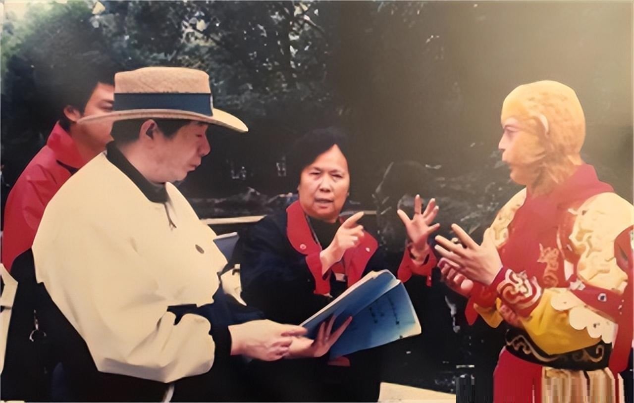 Gallery - Vì sao cố đạo diễn Dương Khiết từng cạch mặt bốn thầy trò Đường Tăng suốt 10 năm, cứ thấy tivi chiếu phim Tây Du Ký là chuyển kênh? Bi kịch của sự phản bội đầy ê chề, khiến bà tổn thương sâu sắc - image 2