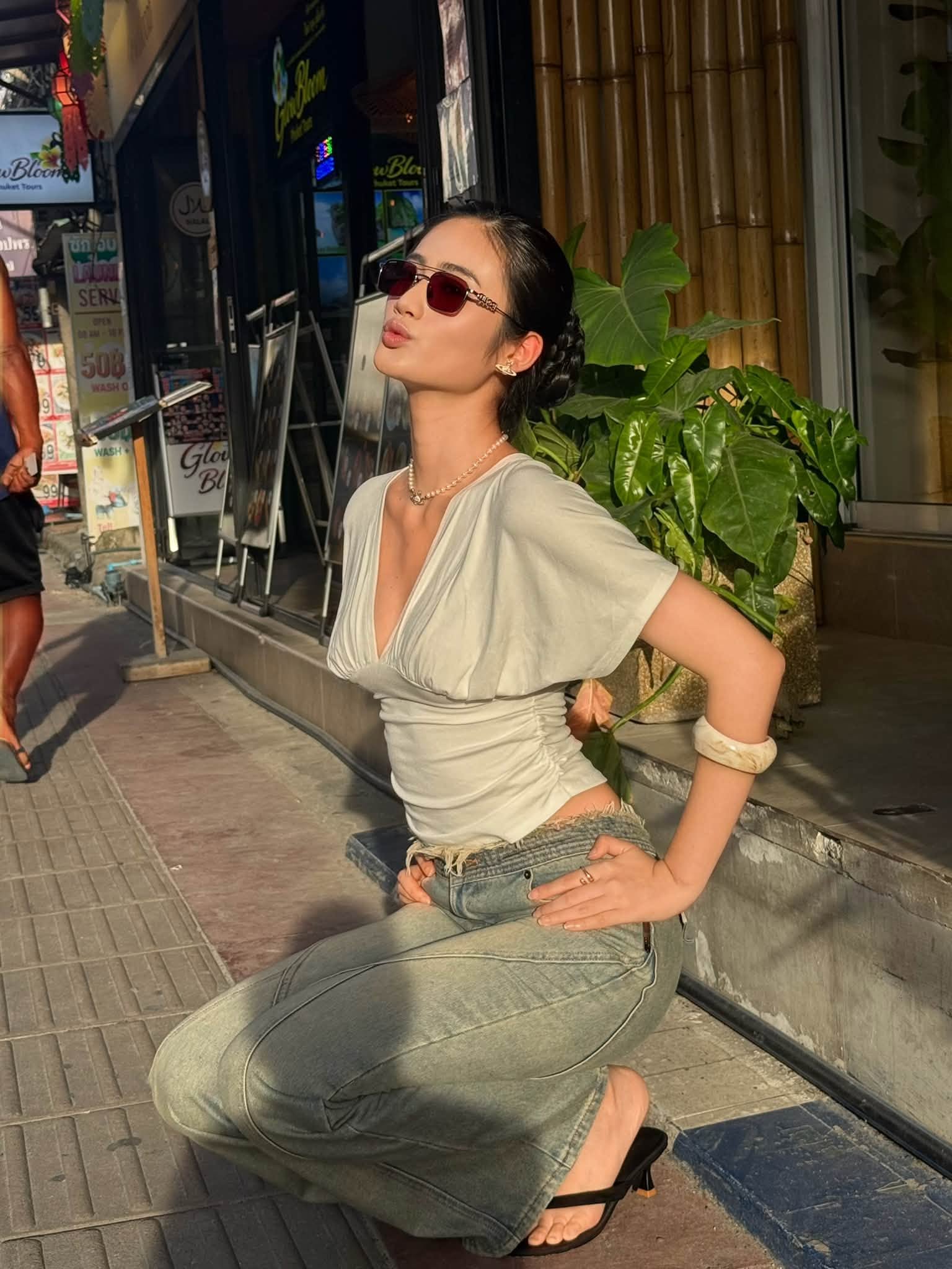 Gallery - Sao Việt 8/7: Nguyên nhân NSƯT Thanh Hùng đột ngột qua đời; NSND Tạ Minh Tâm khóc nghẹn trong đám tang vợ - image 13