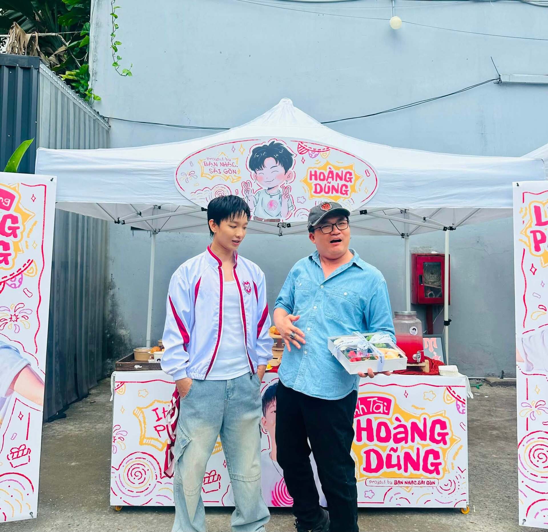 Gallery - Sao Việt 8/7: Nguyên nhân NSƯT Thanh Hùng đột ngột qua đời; NSND Tạ Minh Tâm khóc nghẹn trong đám tang vợ - image 16