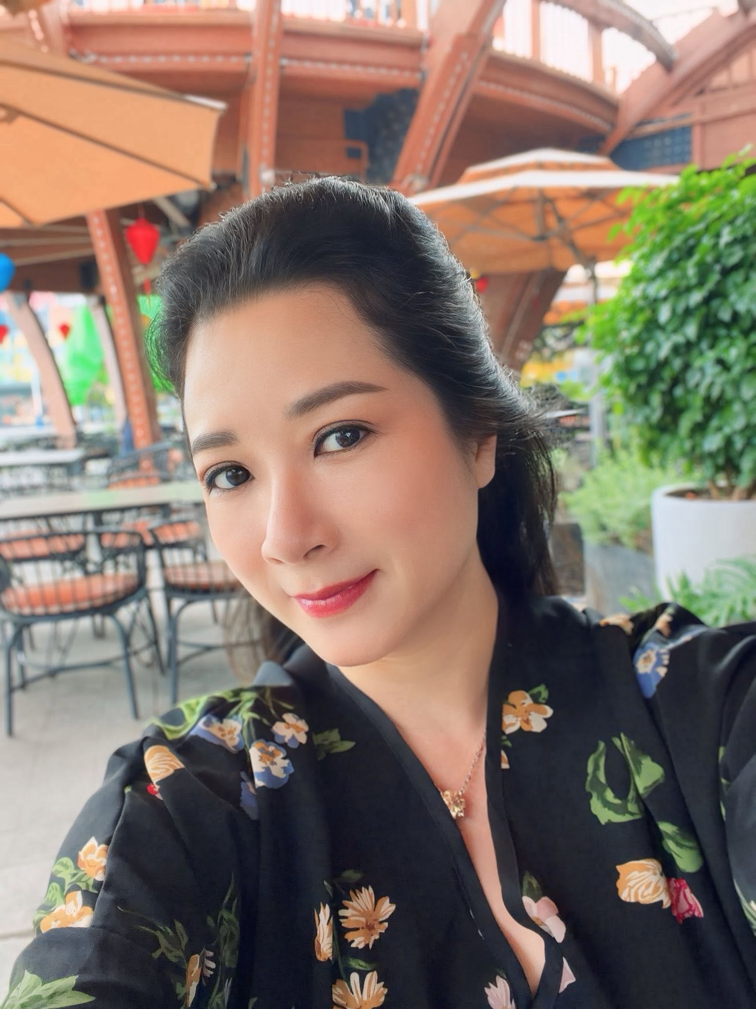 Gallery - Sao Việt 8/7: Nguyên nhân NSƯT Thanh Hùng đột ngột qua đời; NSND Tạ Minh Tâm khóc nghẹn trong đám tang vợ - image 17