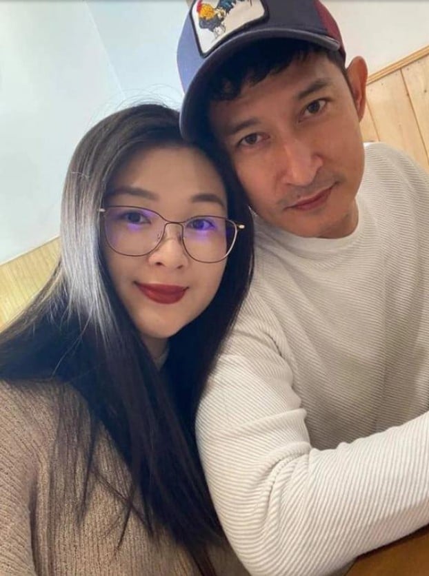 Gallery - Nữ diễn viên rời Việt Nam sang Phần Lan sau khi ly hôn diễn viên Huy Khánh: 'Ngày nào hai mẹ con Thư cũng ôm nhau khóc' - image 1