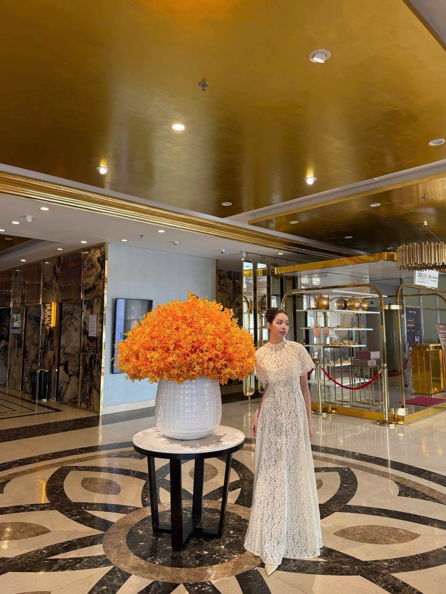 Gallery - Sao Việt 12/7: Ảnh mới của Phương Oanh gây chú ý; Danh hài Việt Hương và chồng kỷ niệm 20 năm ngày cưới - image 22