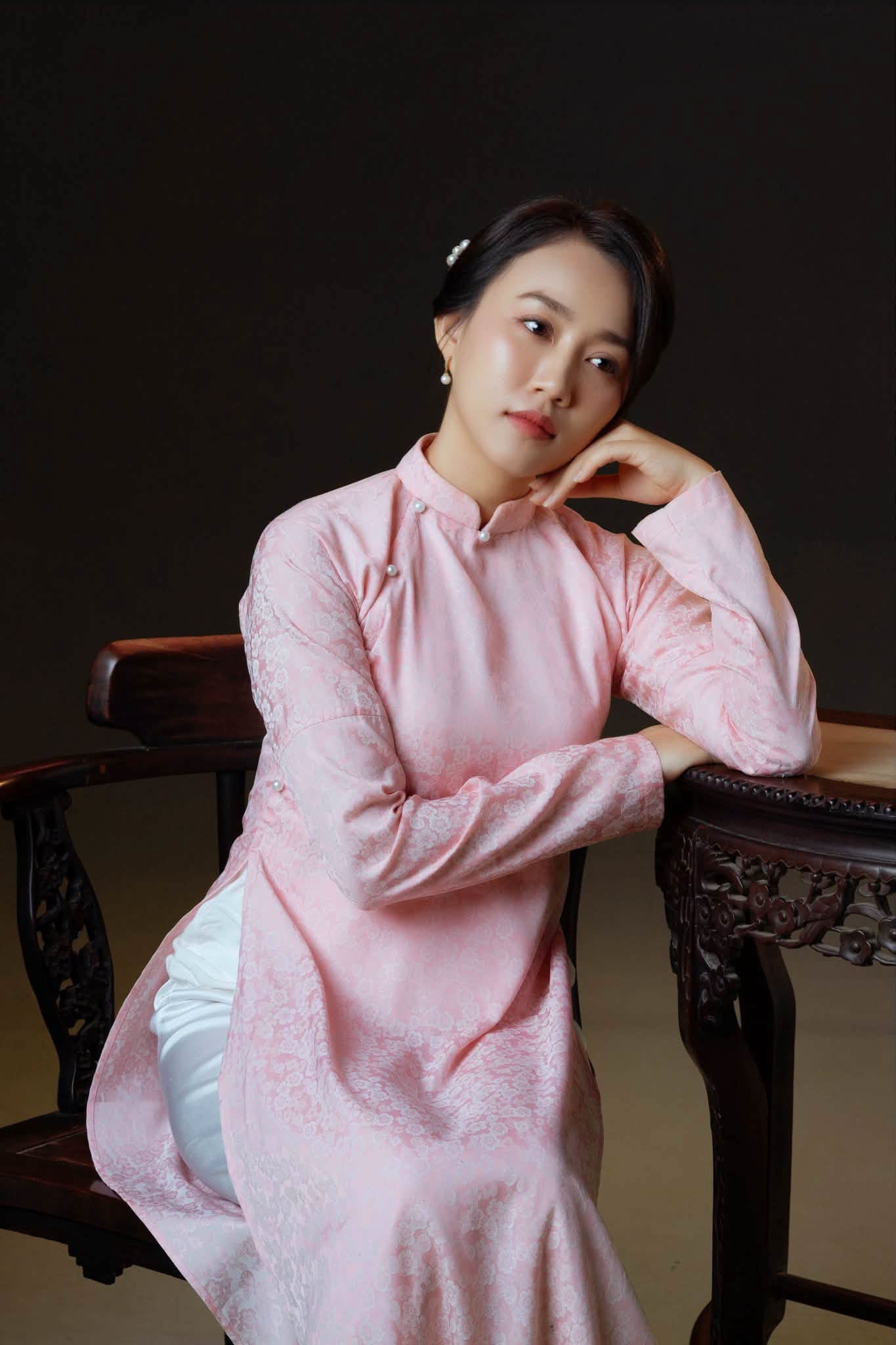 Gallery - Sao Việt 14/7: Bảo Thy bất ngờ khoe ảnh cùng Erling Haaland? Nhan sắc NSND Thu Hà 'Lá ngọc cành vàng' gây chú ý - image 36