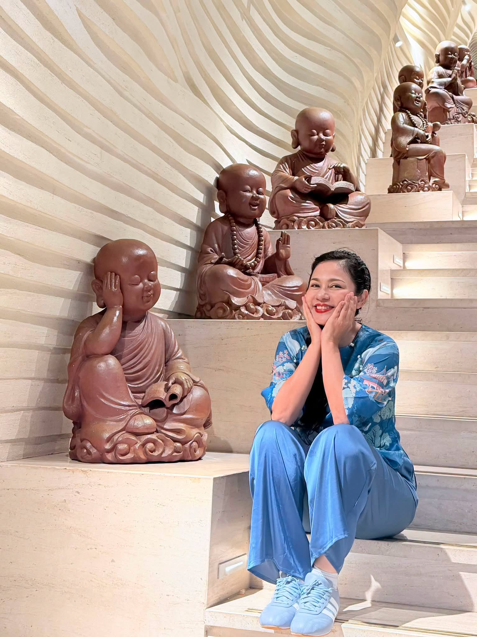 Gallery - Sao Việt 14/7: Bảo Thy bất ngờ khoe ảnh cùng Erling Haaland? Nhan sắc NSND Thu Hà 'Lá ngọc cành vàng' gây chú ý - image 52