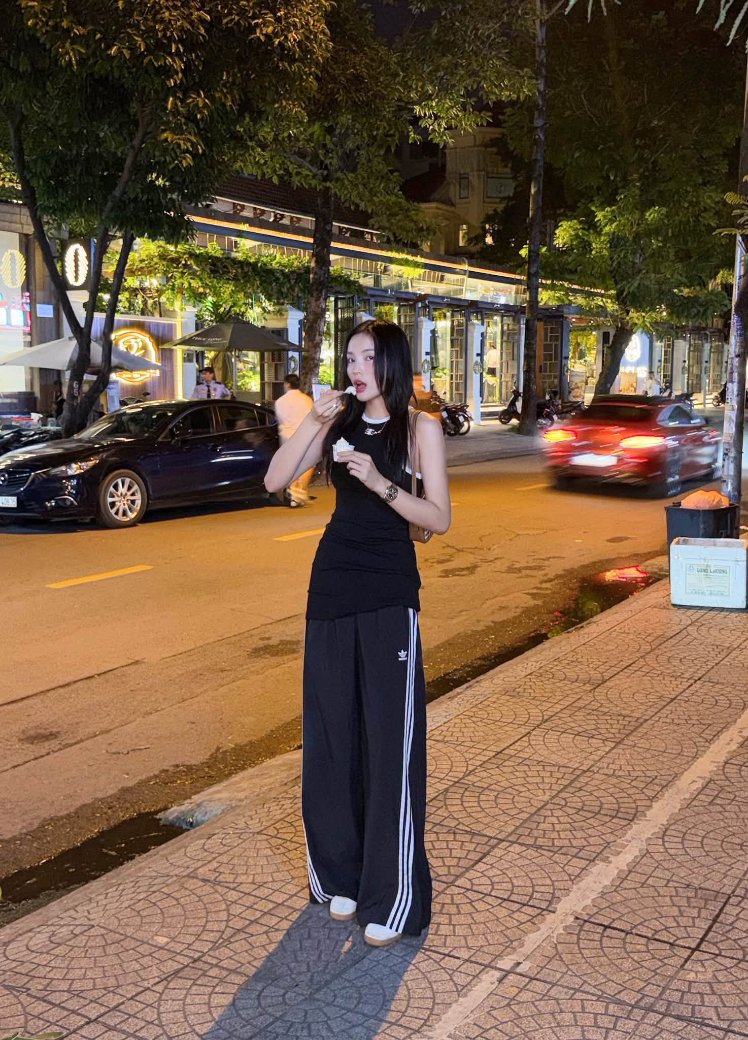 Gallery - Sao Việt 15/7: Ảnh hậu trường toát lên phong thái Hoàng Hậu của Tăng Thanh Hà; Lý do Lệ Quyên từng 'buồn thiu' khi đỗ đại học - image 34