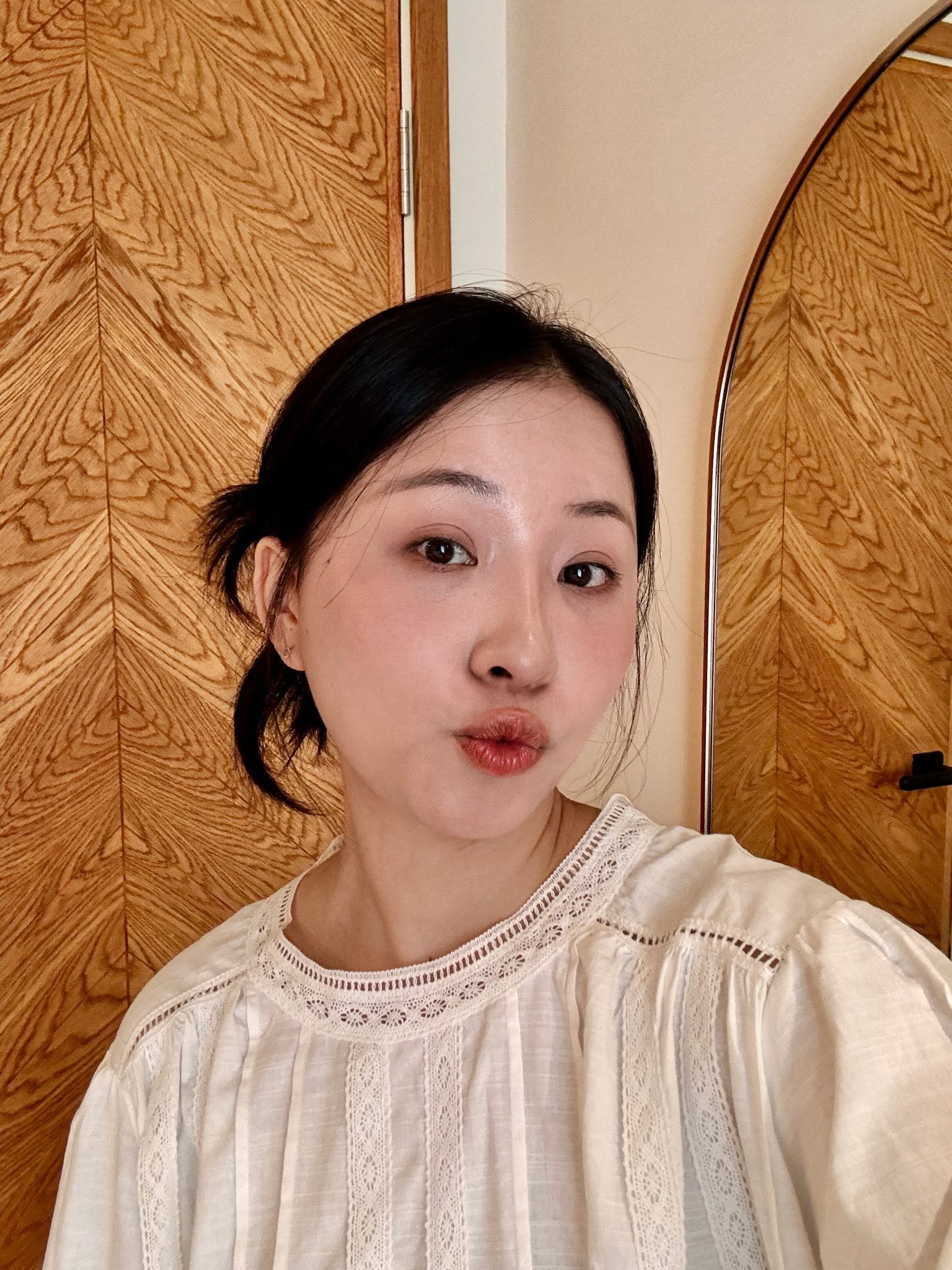 Gallery - Tình hình của chị gái Quang Linh Vlogs sau 2 tháng công khai ly hôn - image 2