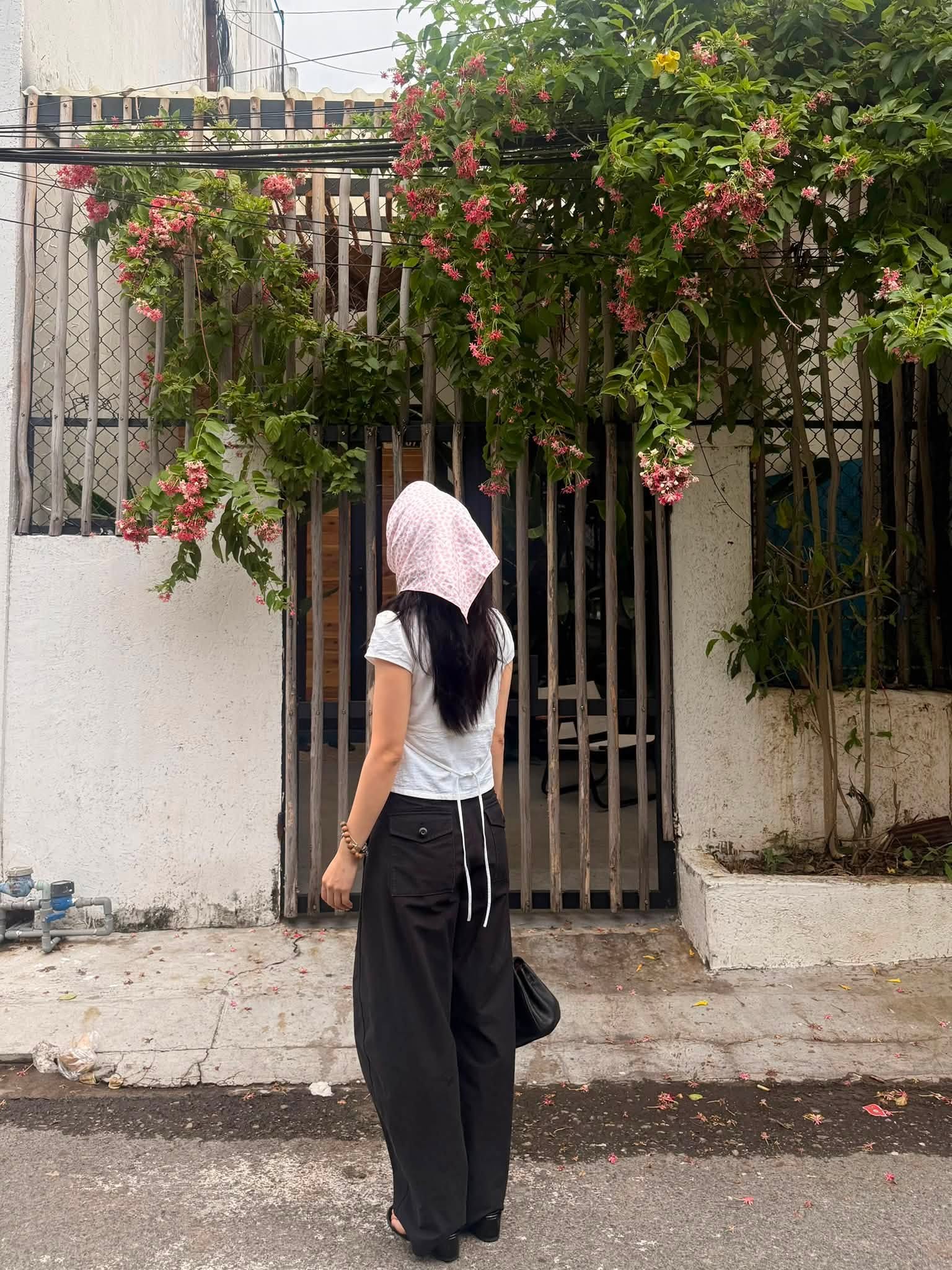 Gallery - Tình hình của chị gái Quang Linh Vlogs sau 2 tháng công khai ly hôn - image 4