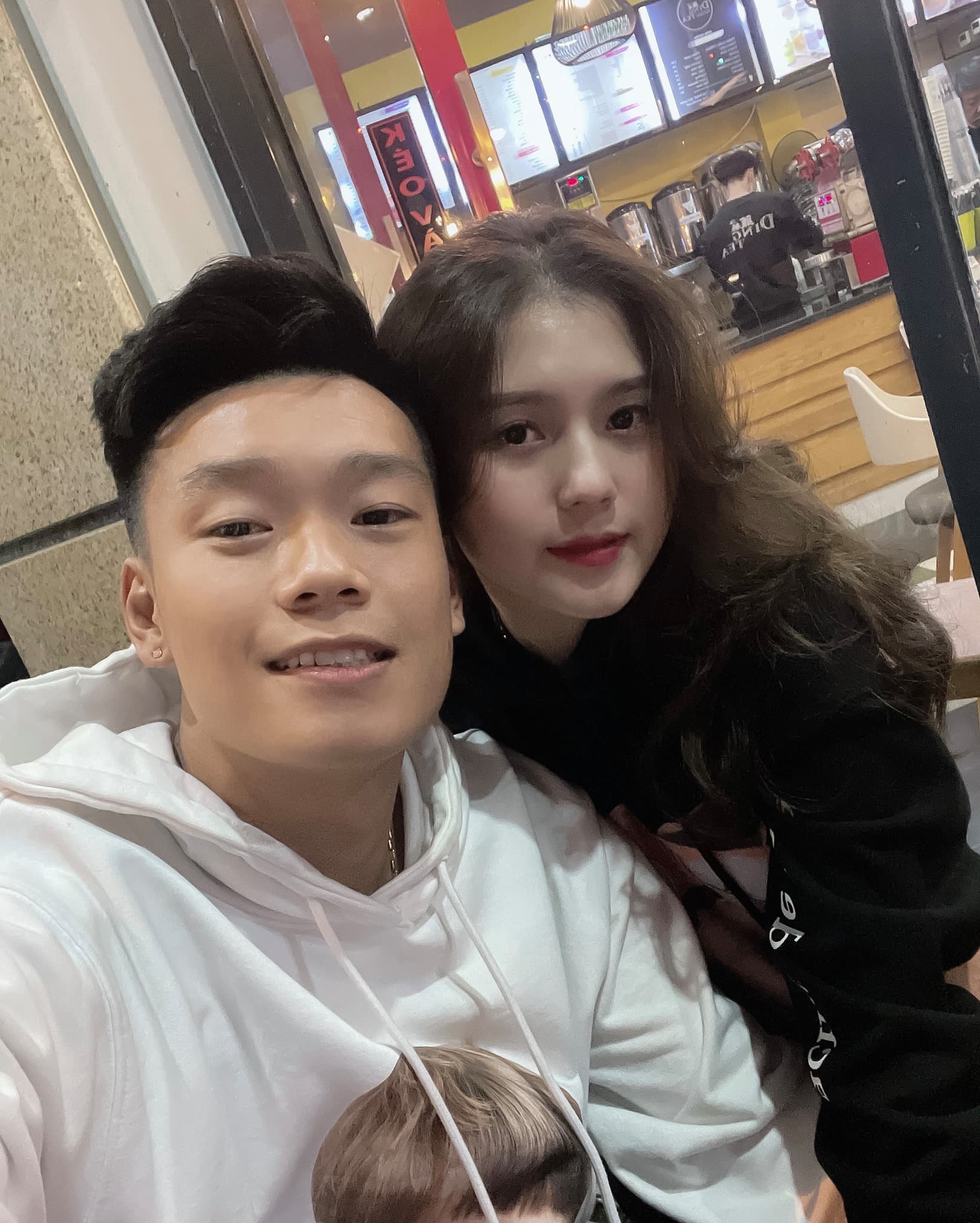 vợ thành chung mang bầu  2