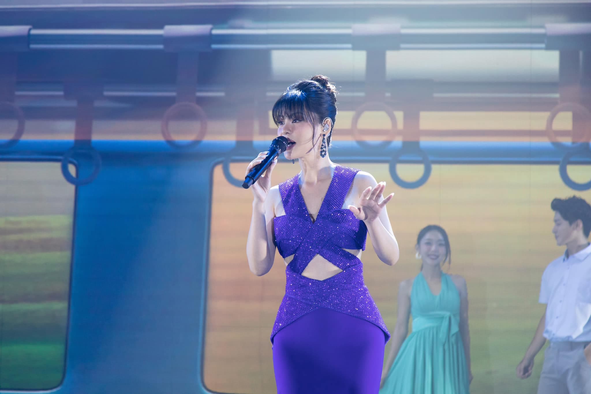 Bùi Lan Hương 2