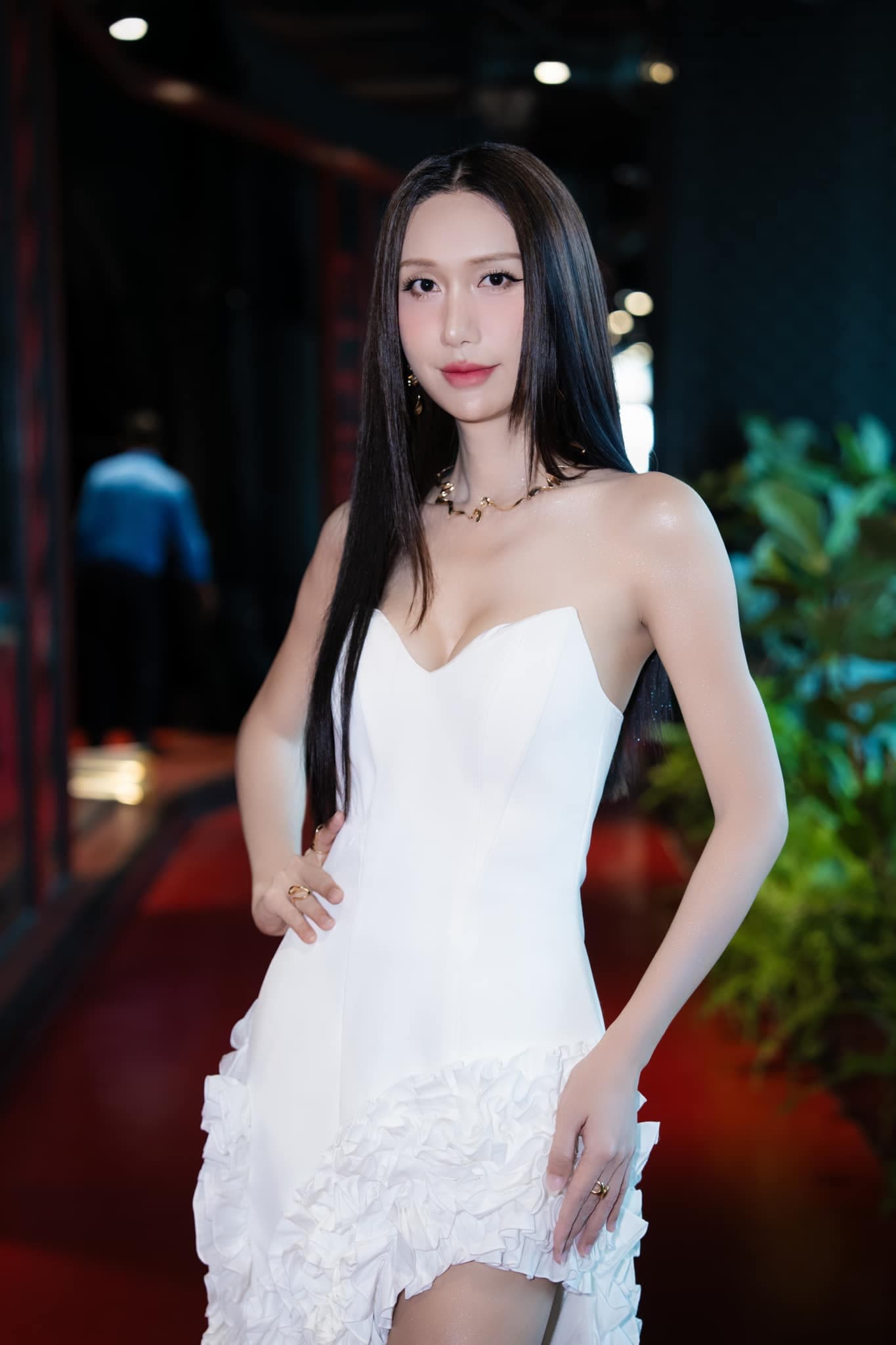 mot-ca-si-chuyen-gioi-se-thi-miss-international-queen-vietnam-2025-2-ngoisaovn-w1365-h2048 4