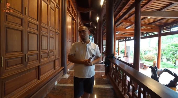 Gallery - Biệt phủ rộng 1.000m2, nội thất toàn gỗ quý, sở hữu 'kho báu' trầm hương bạc tỷ gây sốt - image 4