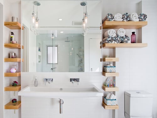 Chiêu hay xử lý phòng tắm nhỏ, méo mó - 8