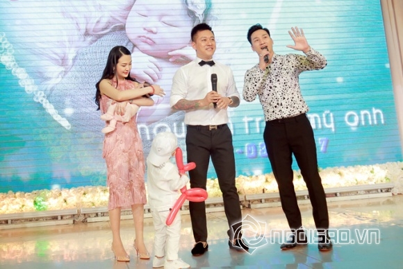 Bất ngờ trước nơi ở của Tuấn Hưng cùng anh em khi đi lưu diễn ở trời Tây 0